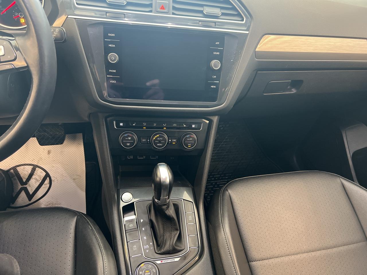 2018 Volkswagen Tiguan COMFORTLINE 4Motion Photo