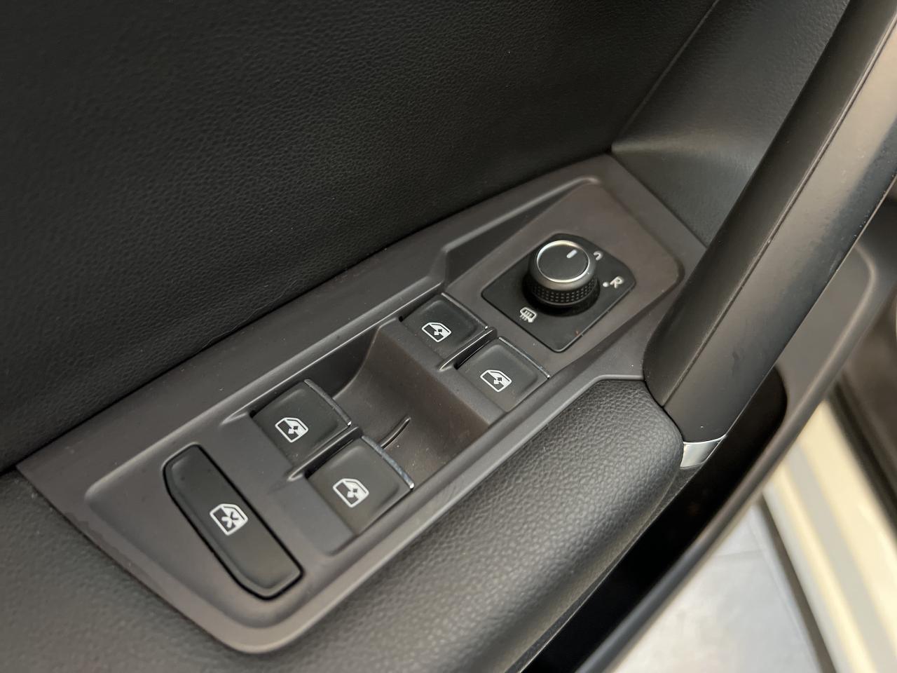 2018 Volkswagen Tiguan COMFORTLINE 4Motion Photo