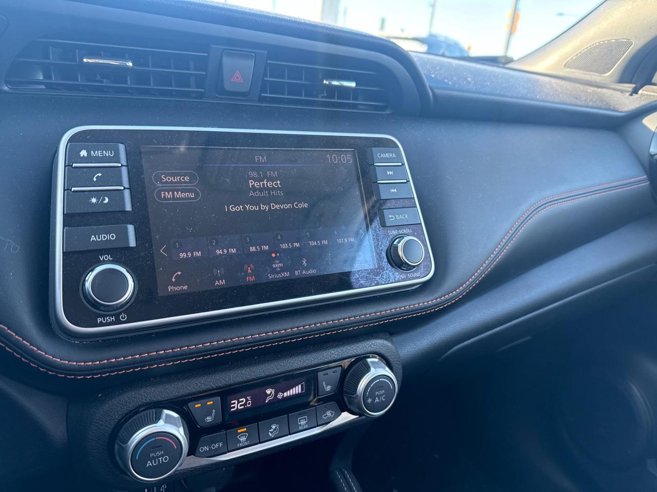 2018 Nissan Kicks SR (CVT) 4dr Front-Wheel Drive Photo