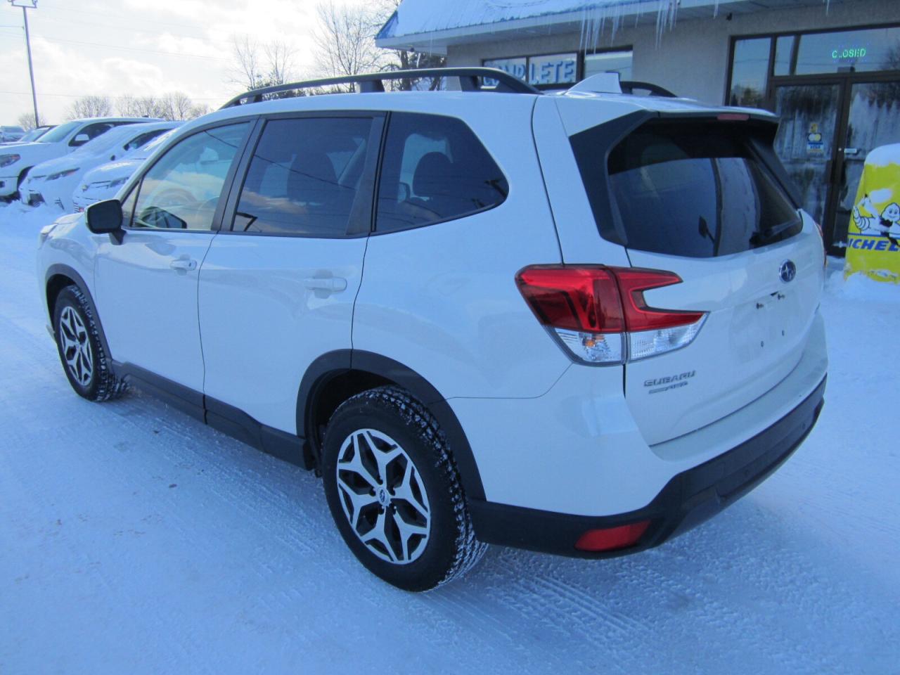2022 Subaru Forester Touring CVT EYESIGHT ONE OWNER NO ACCIDENTS Photo