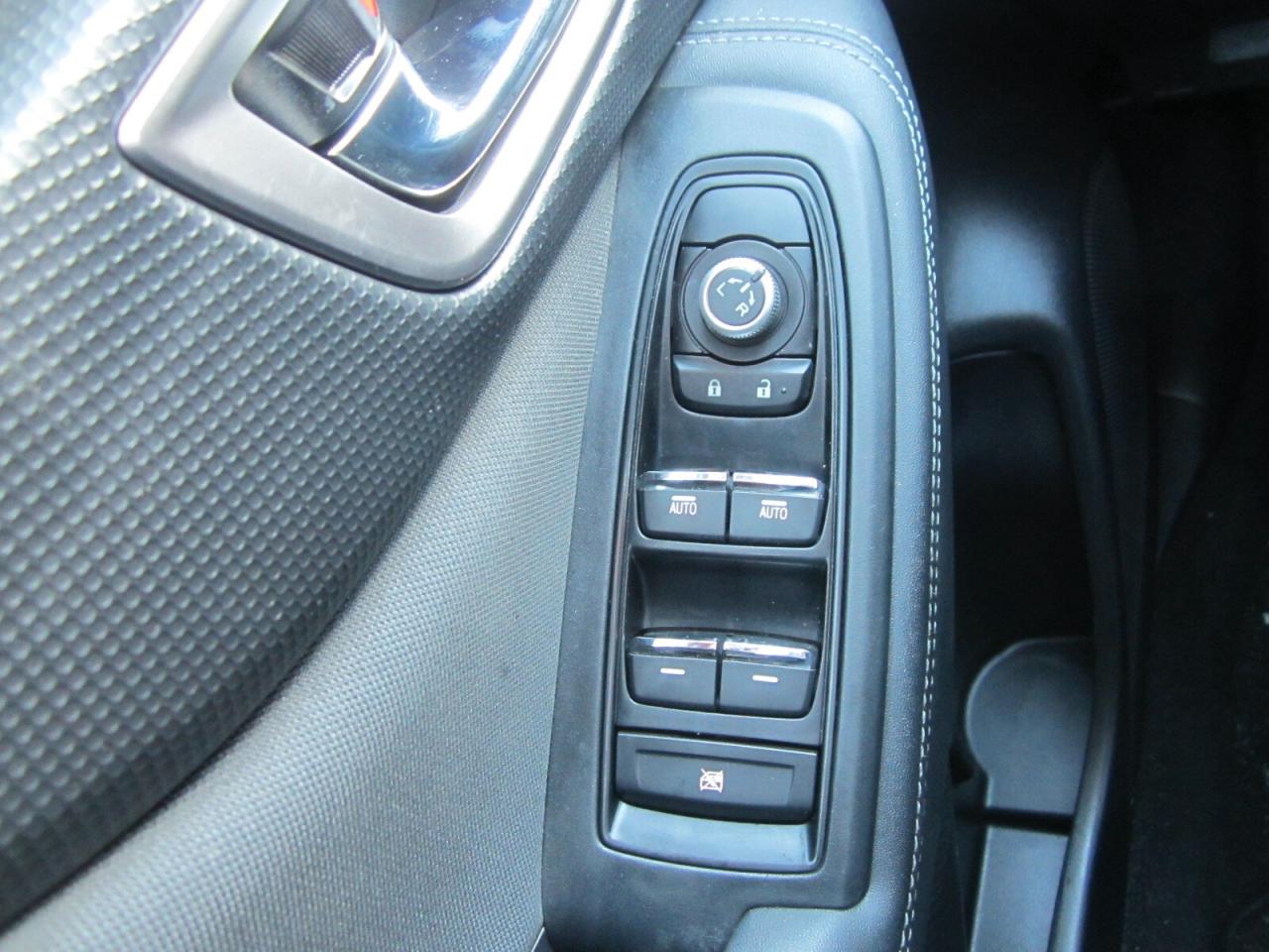 2022 Subaru Forester Touring CVT EYESIGHT ONE OWNER NO ACCIDENTS Photo