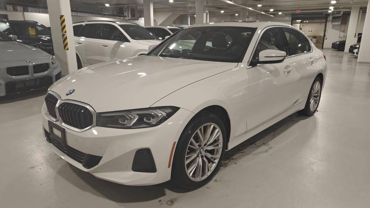 2023 BMW 330 i xDrive 4dr All-Wheel Drive Sedan Photo2