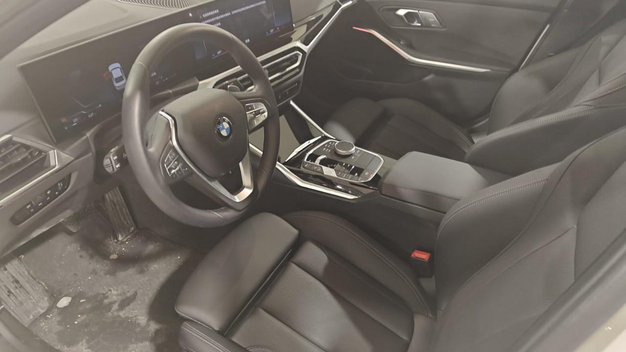 2023 BMW 330 i xDrive 4dr All-Wheel Drive Sedan Photo