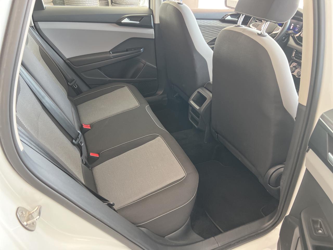 2023 Volkswagen Taos Trendline 4Motion Photo