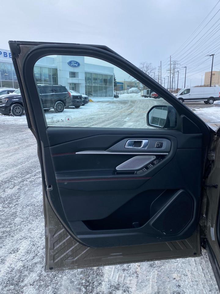 2026 Ford Explorer ST 4dr 4x4 Photo