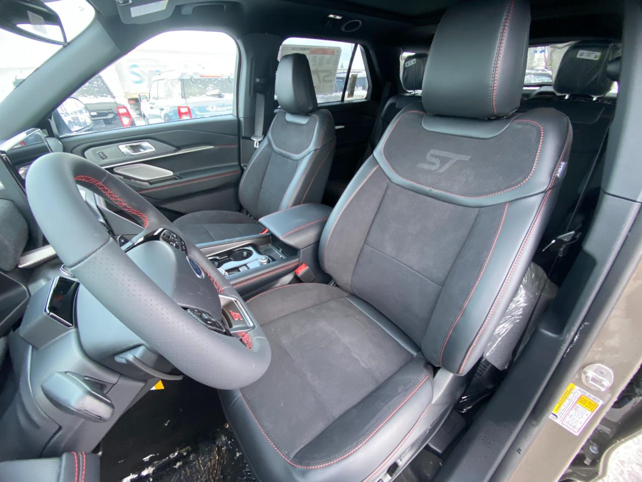 2026 Ford Explorer ST 4dr 4x4 Photo