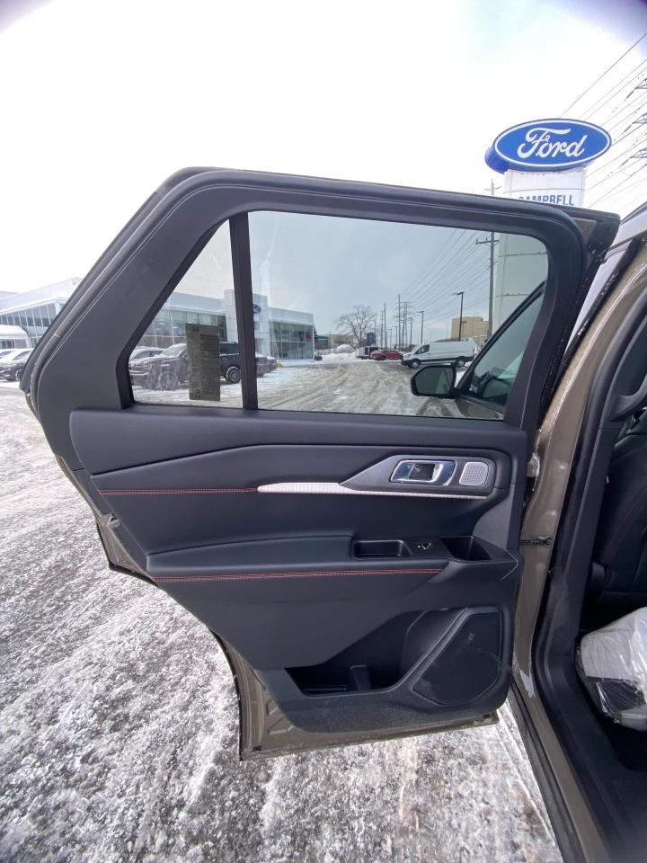 2026 Ford Explorer ST 4dr 4x4 Photo