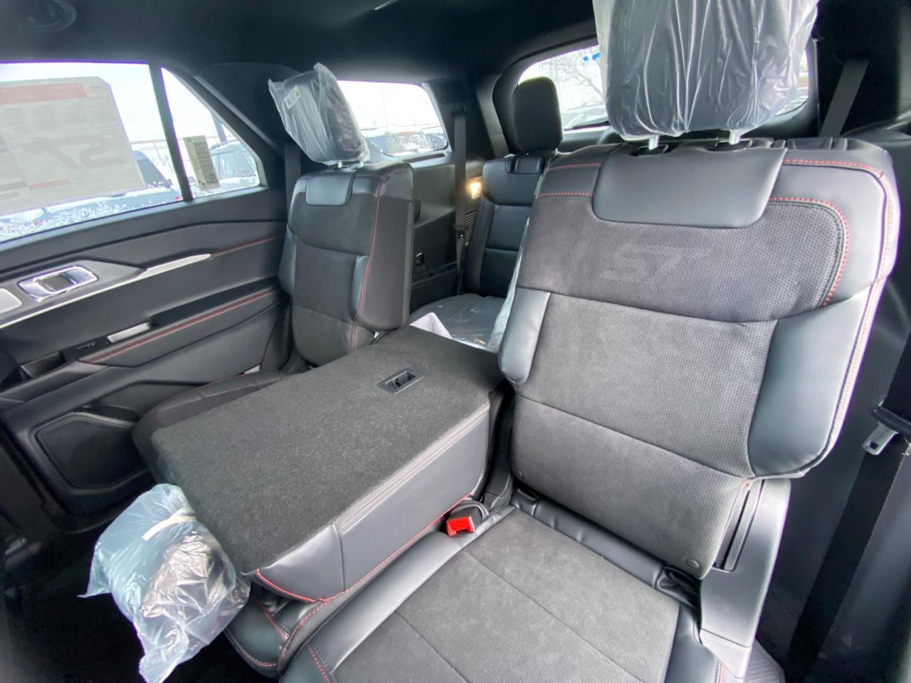 2026 Ford Explorer ST 4dr 4x4 Photo