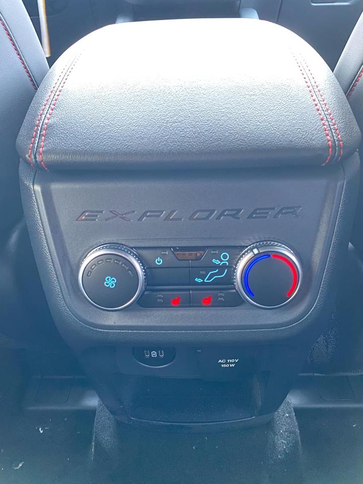 2026 Ford Explorer ST 4dr 4x4 Photo