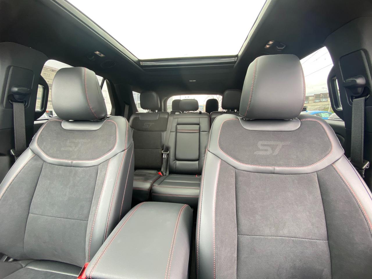 2026 Ford Explorer ST 4dr 4x4 Photo