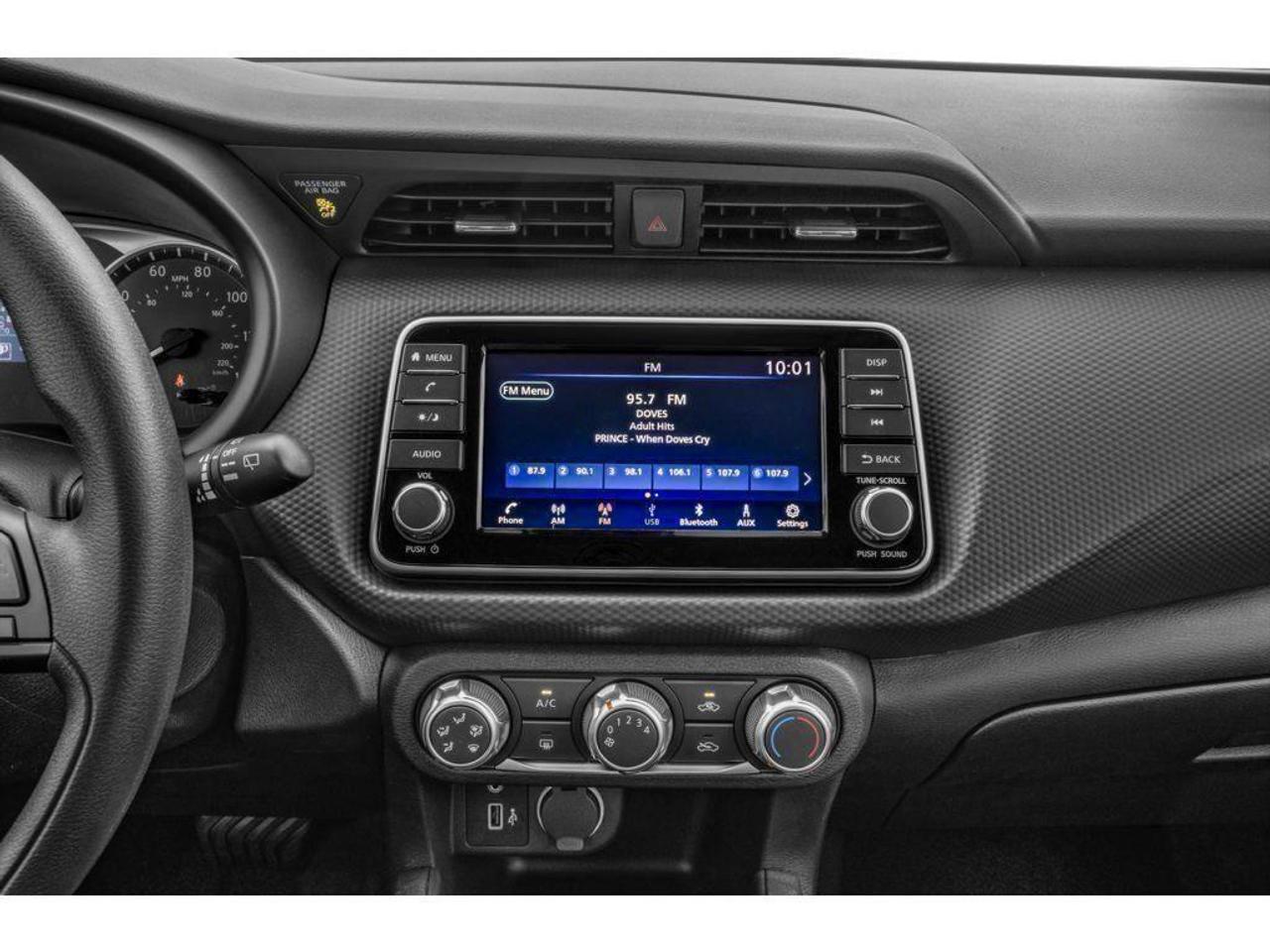 2025 Nissan Kicks Play S 4dr Front-Wheel Drive Photo4