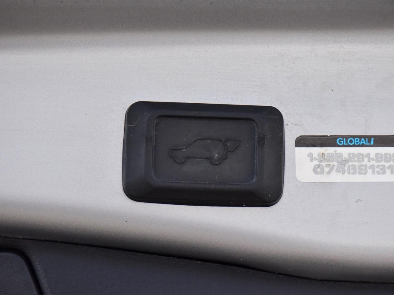 2020 Toyota RAV4 Hybrid XLE 4dr All-Wheel Drive Photo