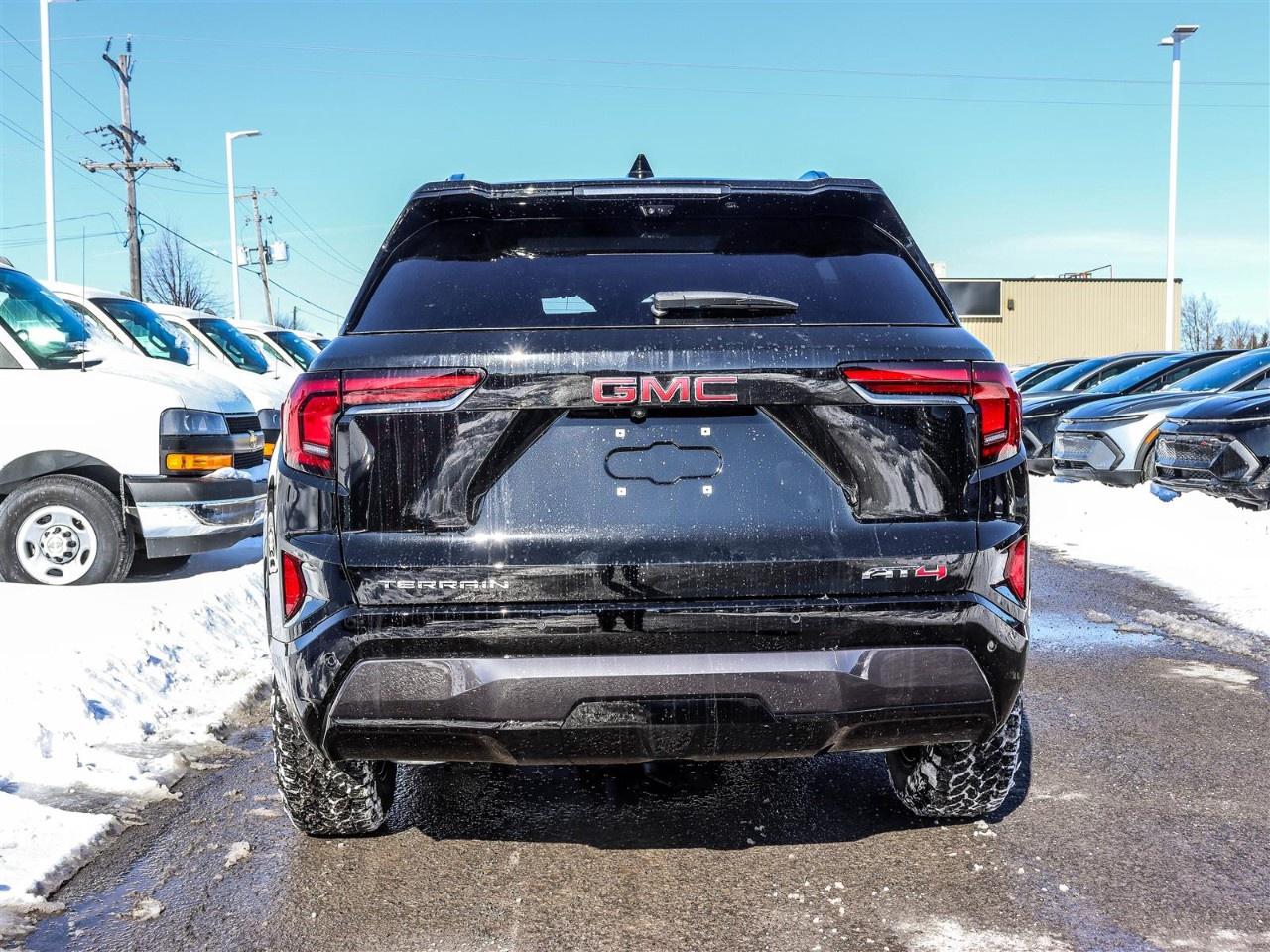 2026 GMC Terrain AWD AT4 Photo