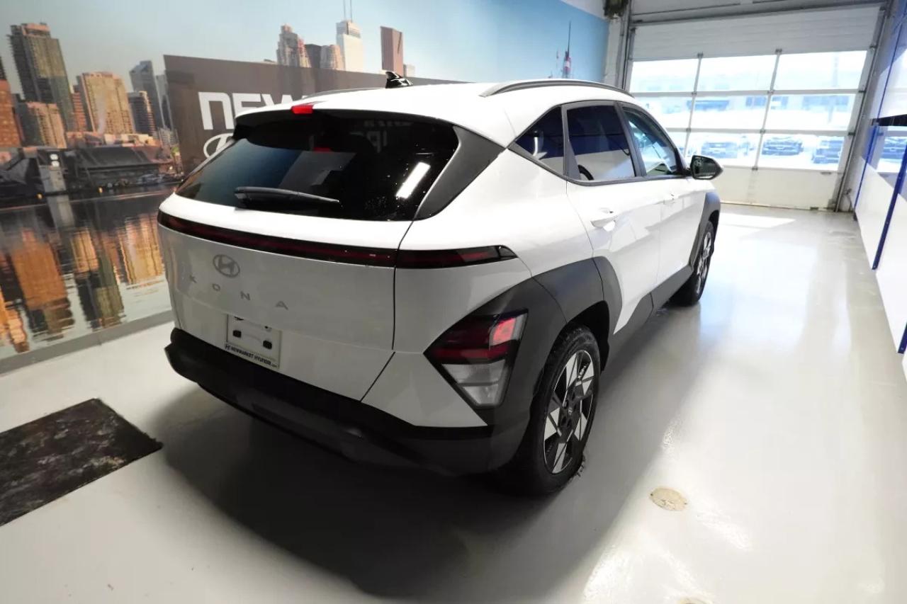 2024 Hyundai KONA PREFERRED   HEATED SEATS   HEATED WHEEL   APPLE CA Photo