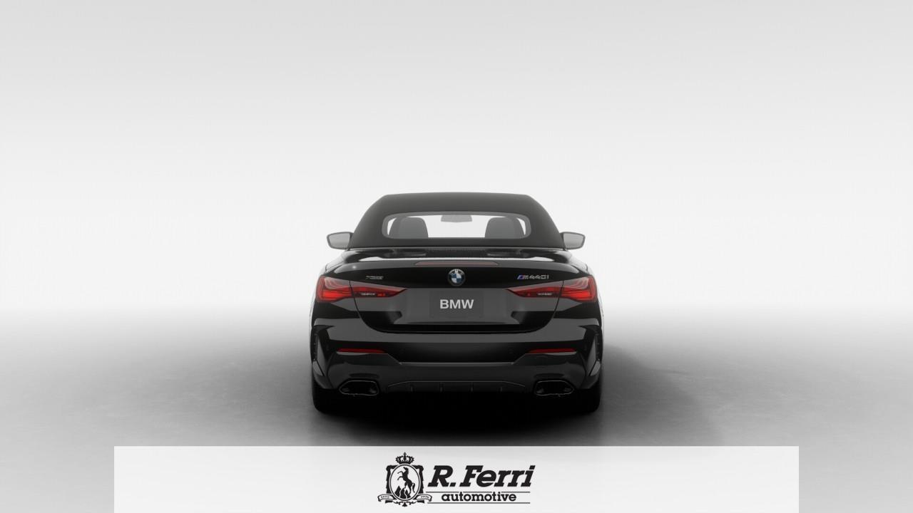 2026 BMW M440 i xDrive 2dr All-Wheel Drive Cabriolet Photo