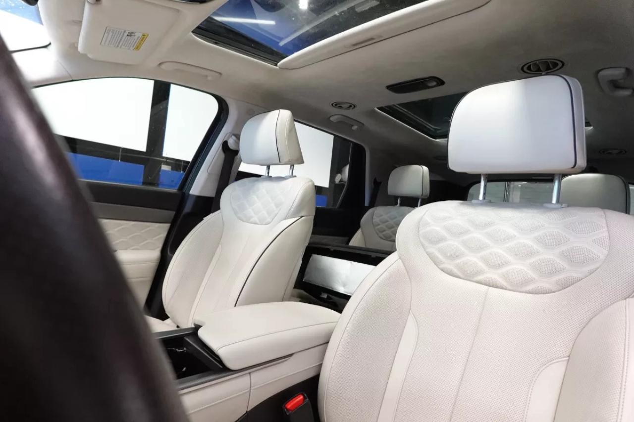 2020 Hyundai PALISADE ULTIMATE CALLIGRAPHY / LIGHT INT / HTD,COOL SEATS Photo