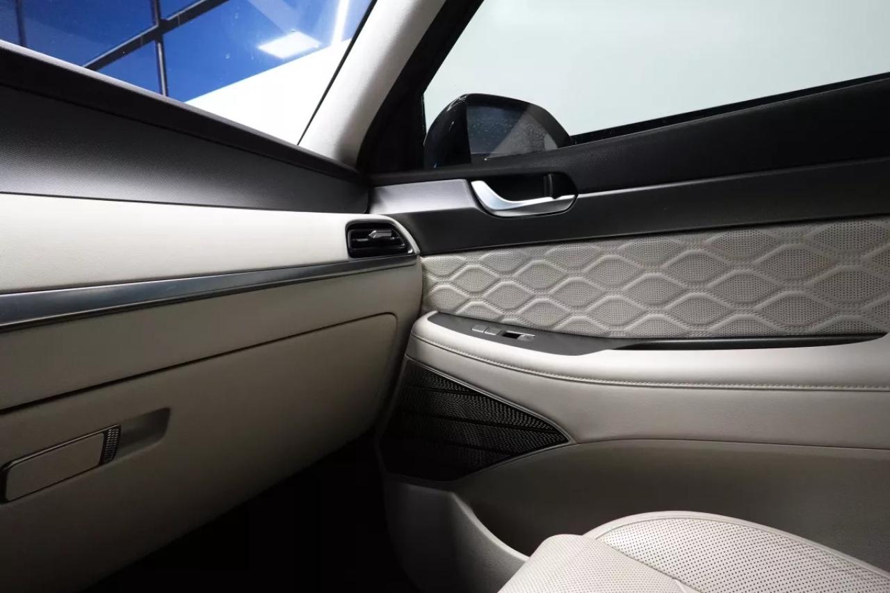 2020 Hyundai PALISADE ULTIMATE CALLIGRAPHY / LIGHT INT / HTD,COOL SEATS Photo