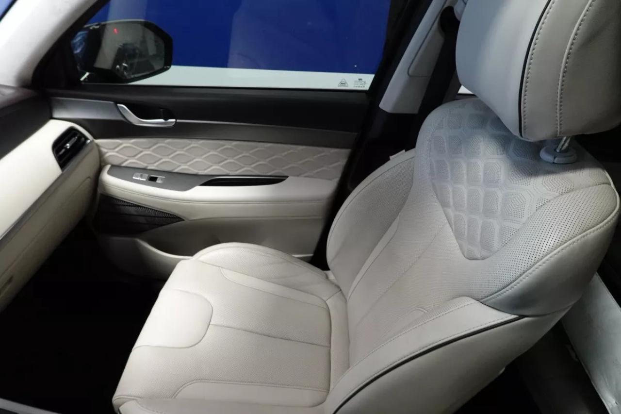 2020 Hyundai PALISADE ULTIMATE CALLIGRAPHY / LIGHT INT / HTD,COOL SEATS Photo