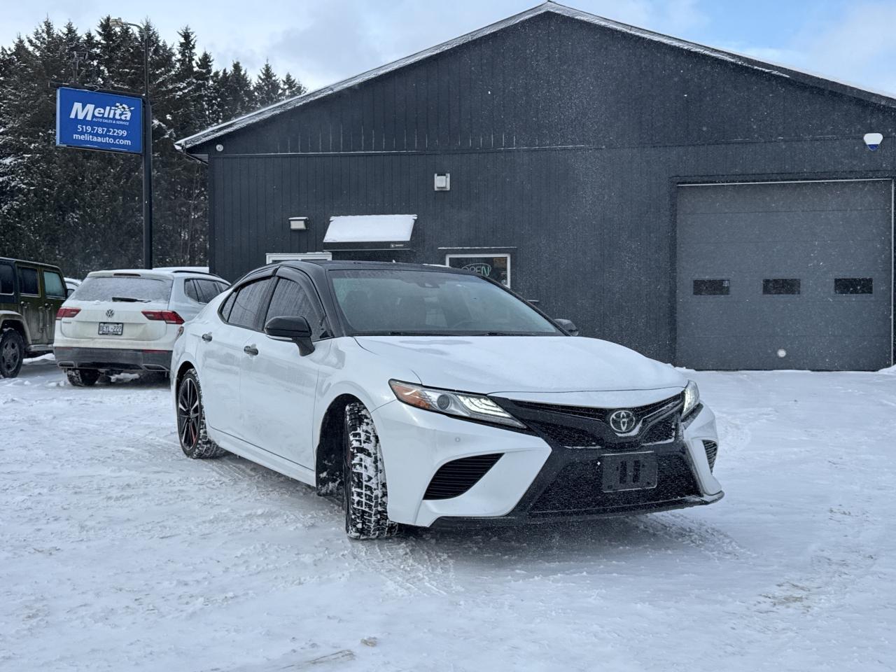 2018 Toyota Camry XSE, Bluetooth, Back Up Cam Photo