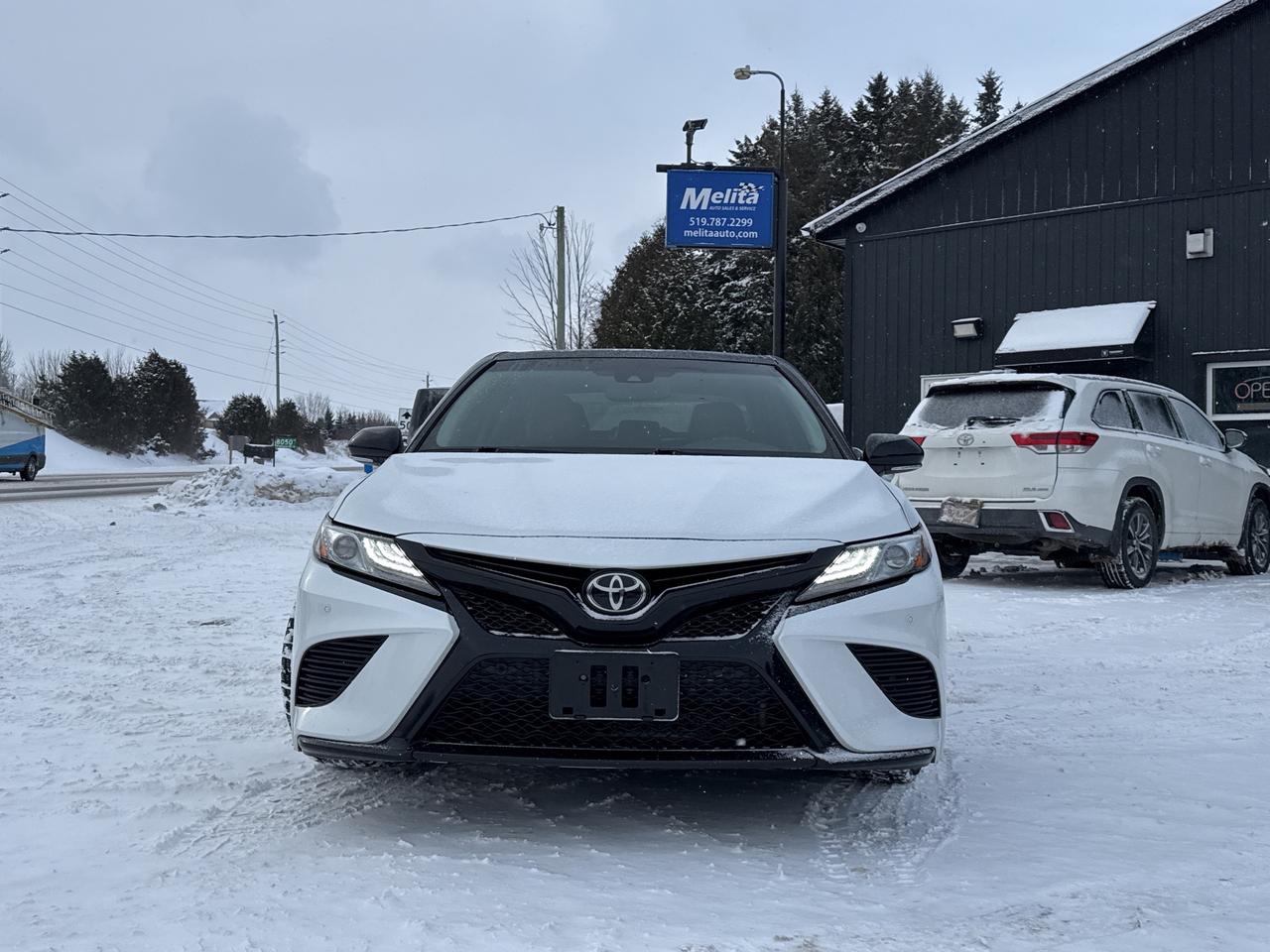 2018 Toyota Camry XSE, Bluetooth, Back Up Cam Photo