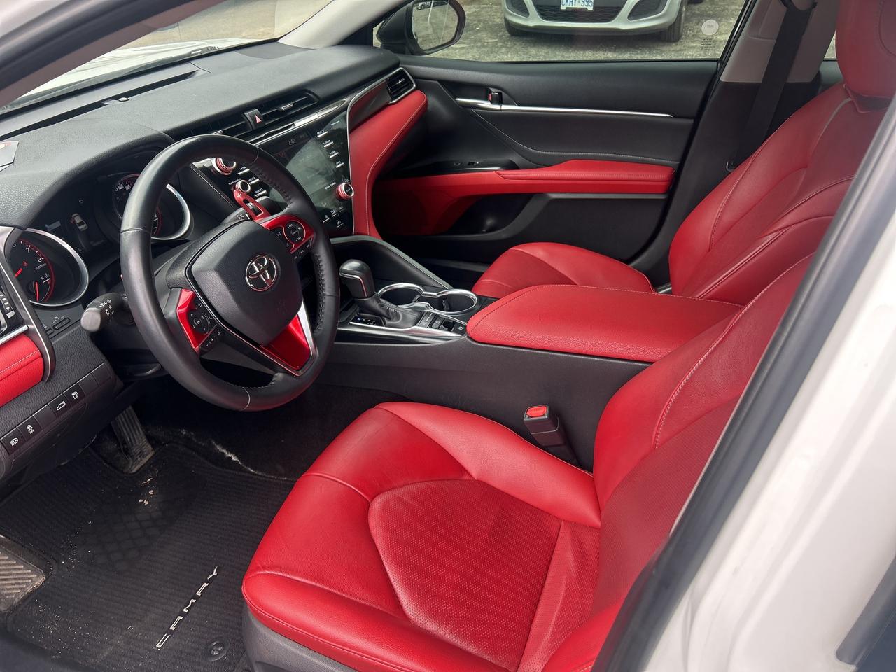 2018 Toyota Camry XSE, Bluetooth, Back Up Cam, Pano Sunroof Photo