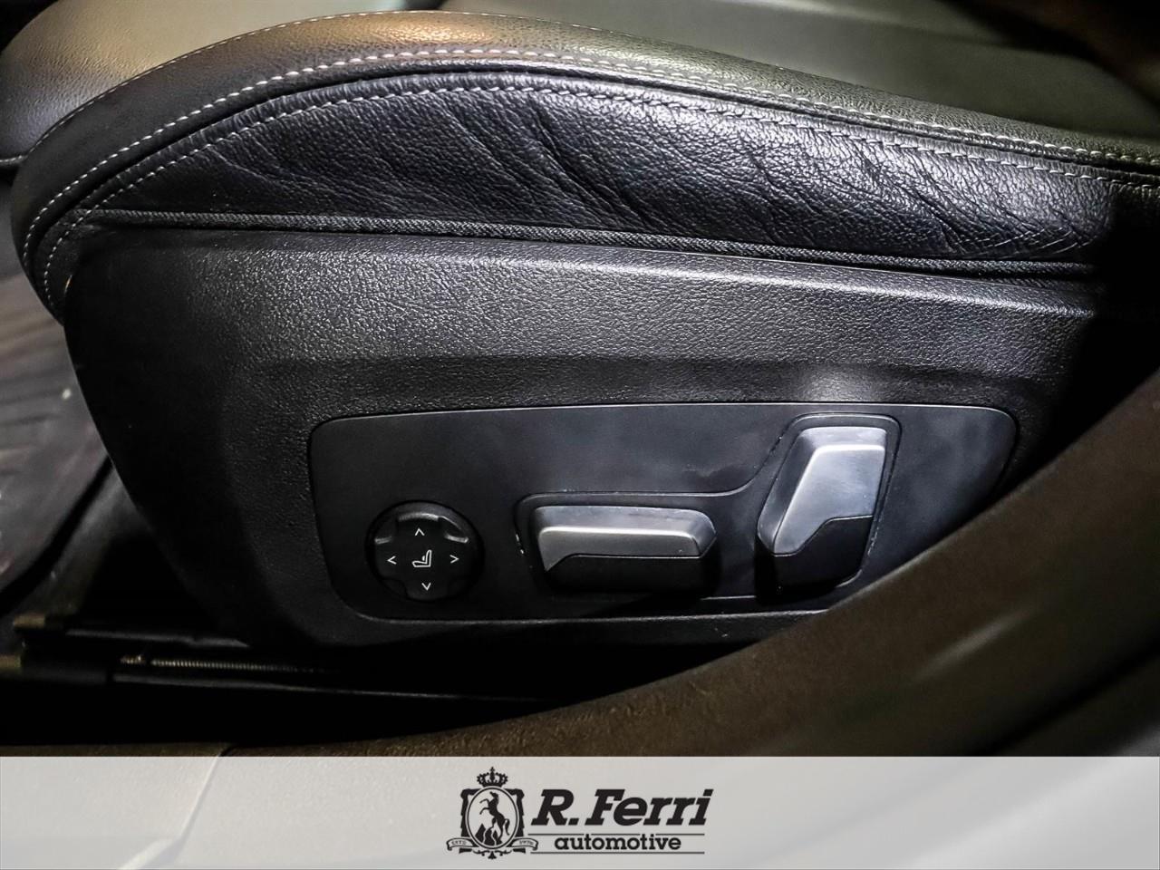 2023 BMW 330 i xDrive 4dr All-Wheel Drive Sedan Photo