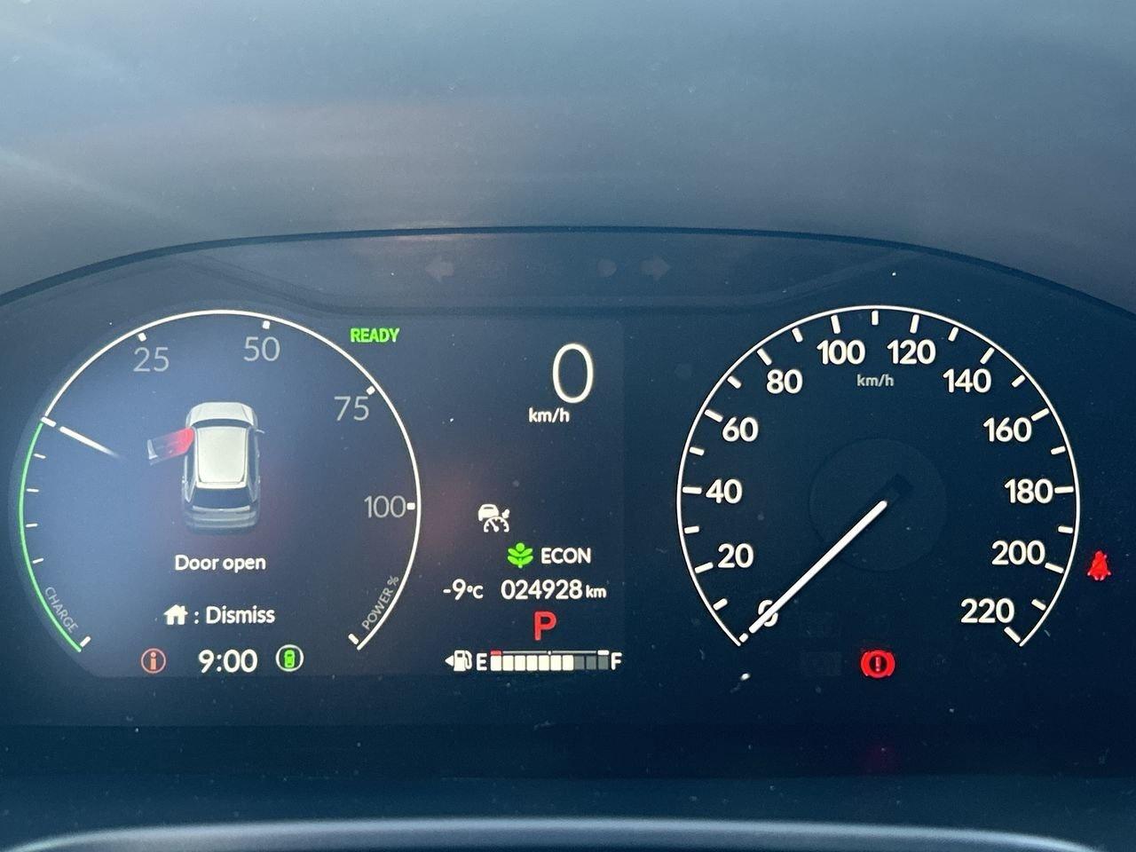 2024 Honda CR-V Hybrid Touring AWD 2 SETS, ON WINTERS  Leather Seats  All Photo