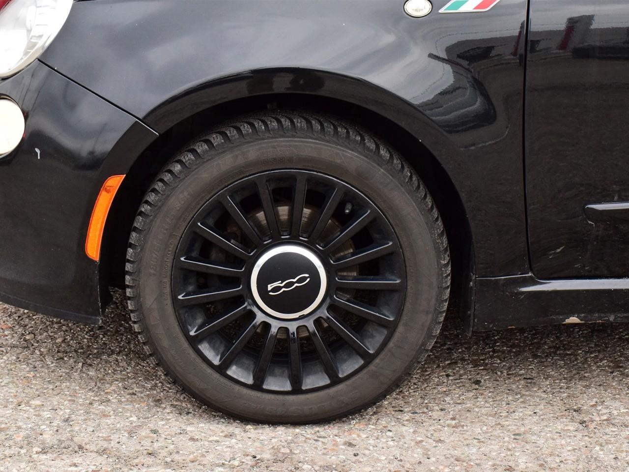 2012 Fiat 500 Lounge 2dr Hatchback Photo