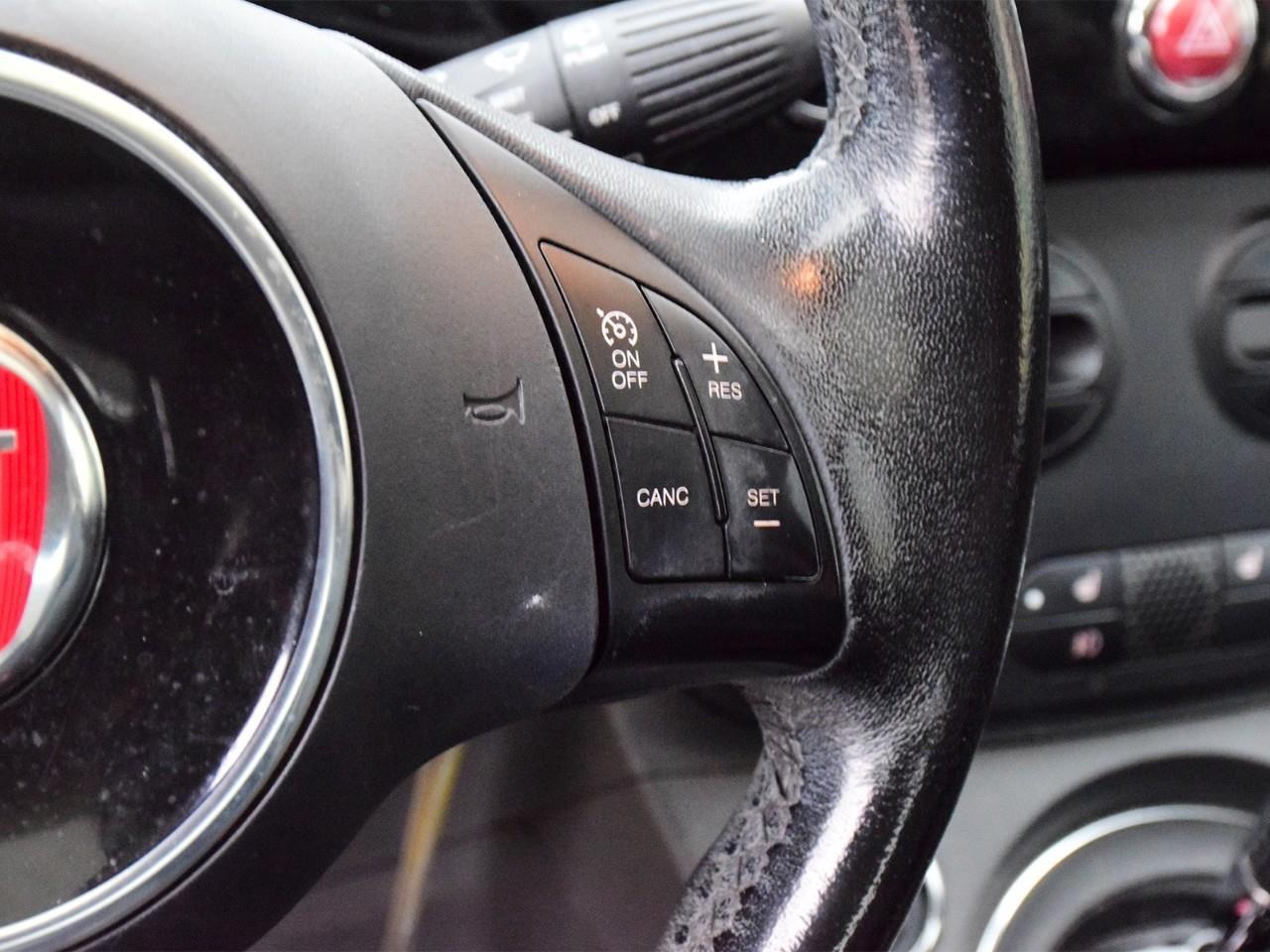 2012 Fiat 500 Lounge 2dr Hatchback Photo