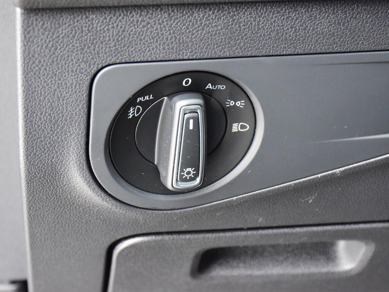 2018 Volkswagen Tiguan Comfortline 4dr All-wheel Drive 4MOTION Photo