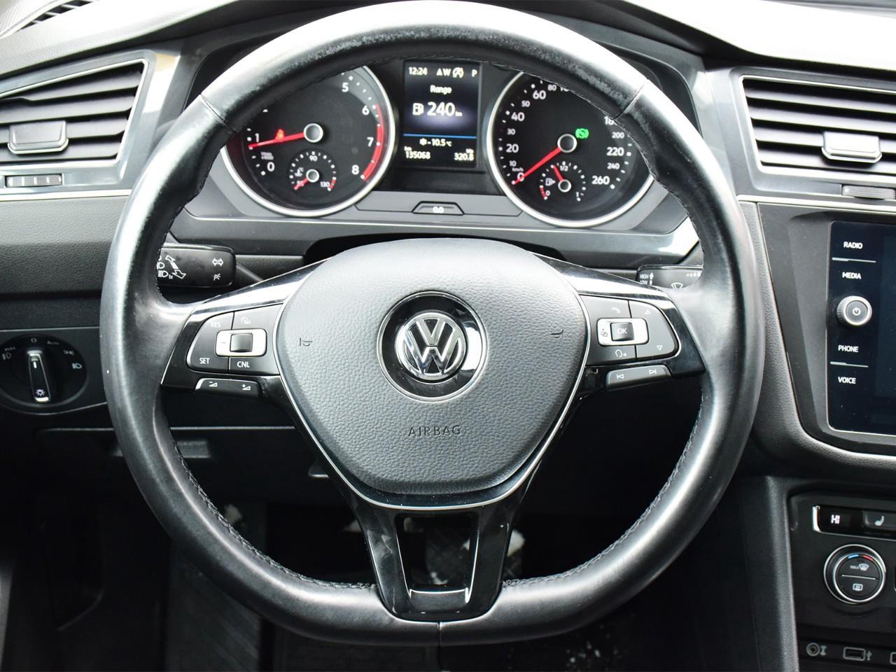 2018 Volkswagen Tiguan Comfortline 4dr All-wheel Drive 4MOTION Photo