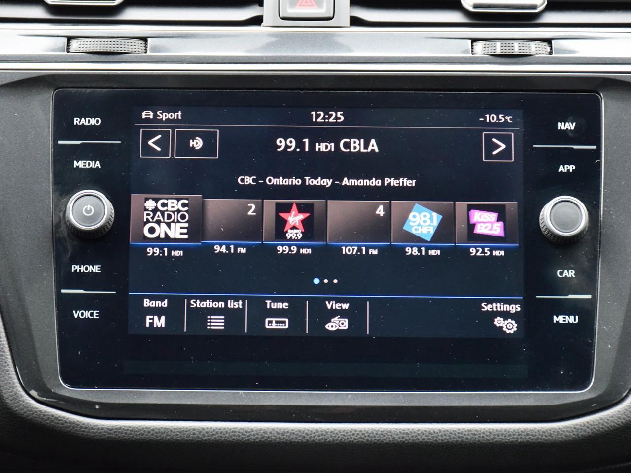 2018 Volkswagen Tiguan Comfortline 4dr All-wheel Drive 4MOTION Photo