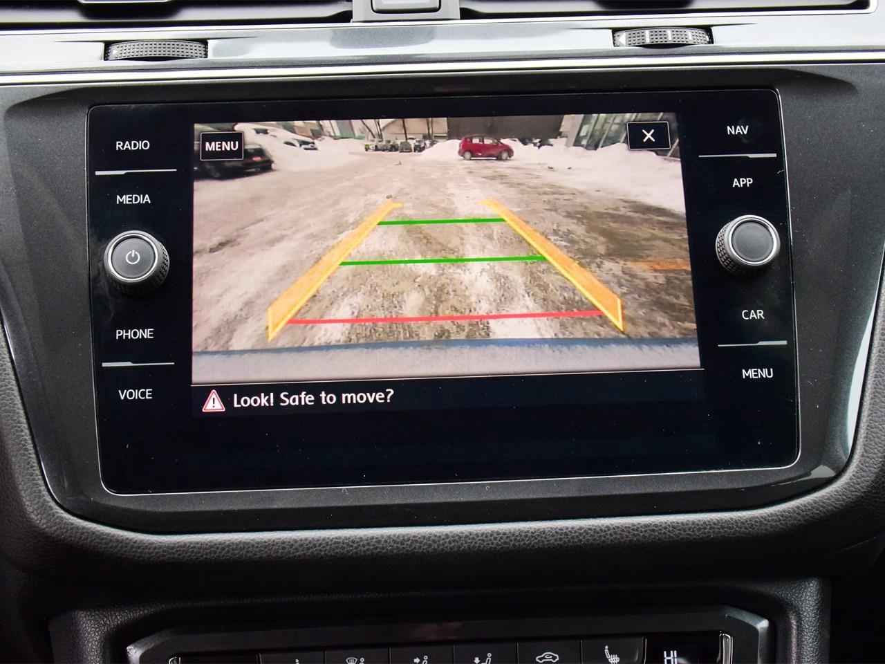 2018 Volkswagen Tiguan Comfortline 4dr All-wheel Drive 4MOTION Photo