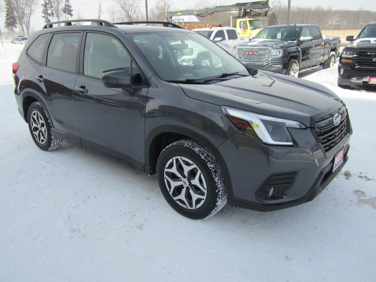 2023 Subaru Forester Touring CVT EYESIGHT ONE OWNER NO ACCIDENTS Photo