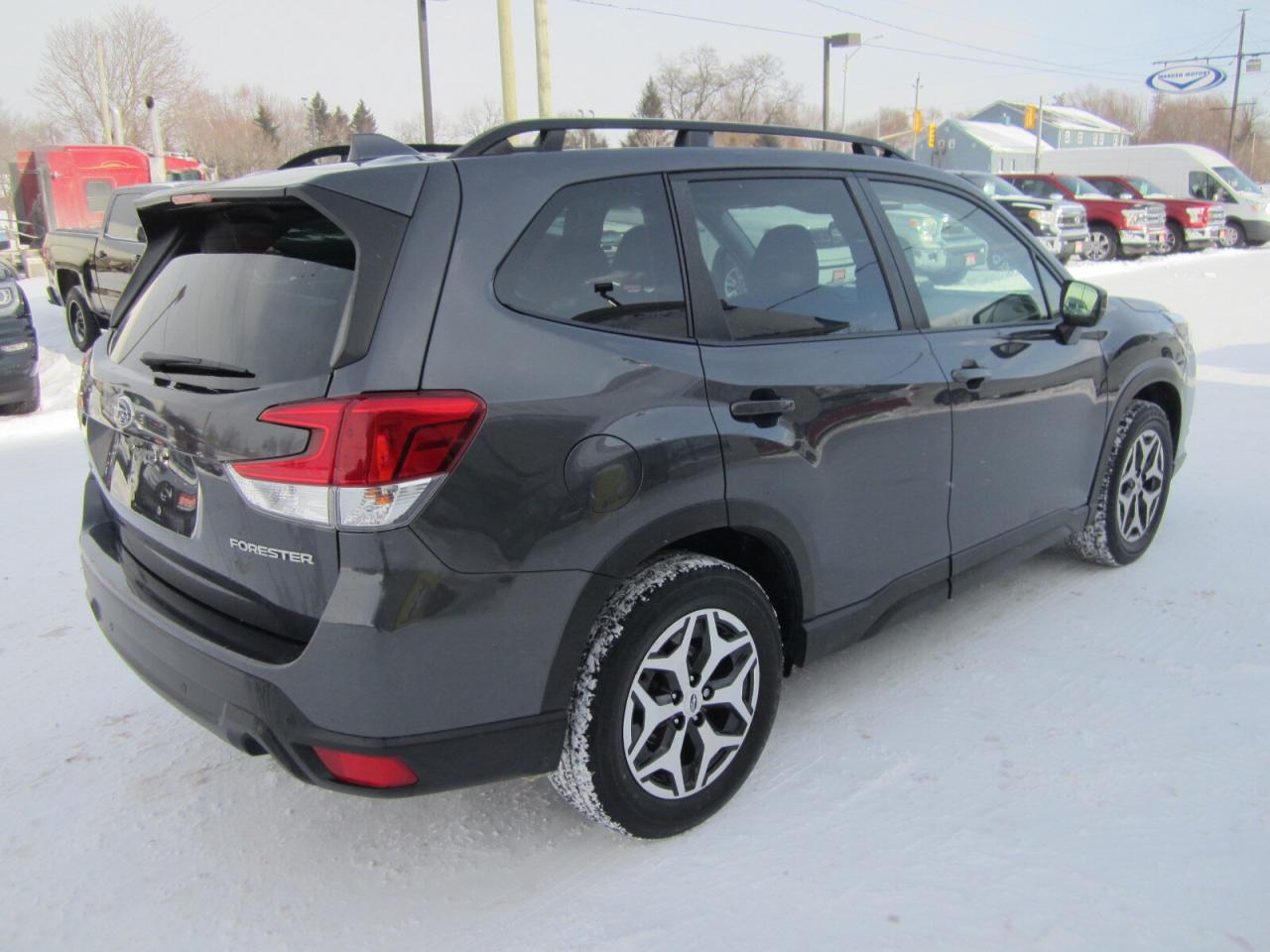 2023 Subaru Forester Touring CVT EYESIGHT ONE OWNER NO ACCIDENTS Photo