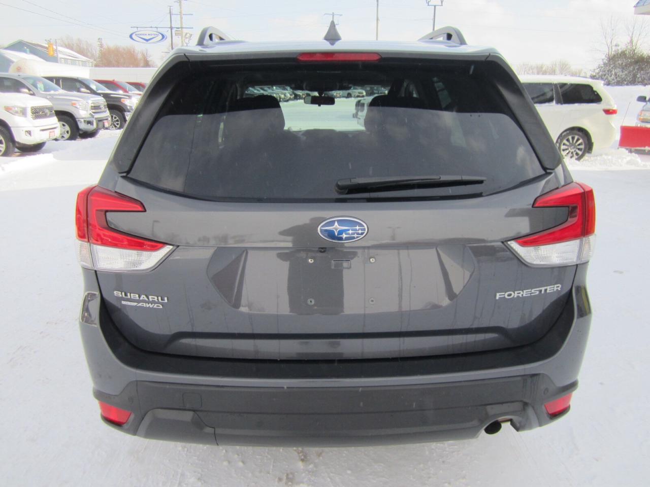 2023 Subaru Forester Touring CVT EYESIGHT ONE OWNER NO ACCIDENTS Photo