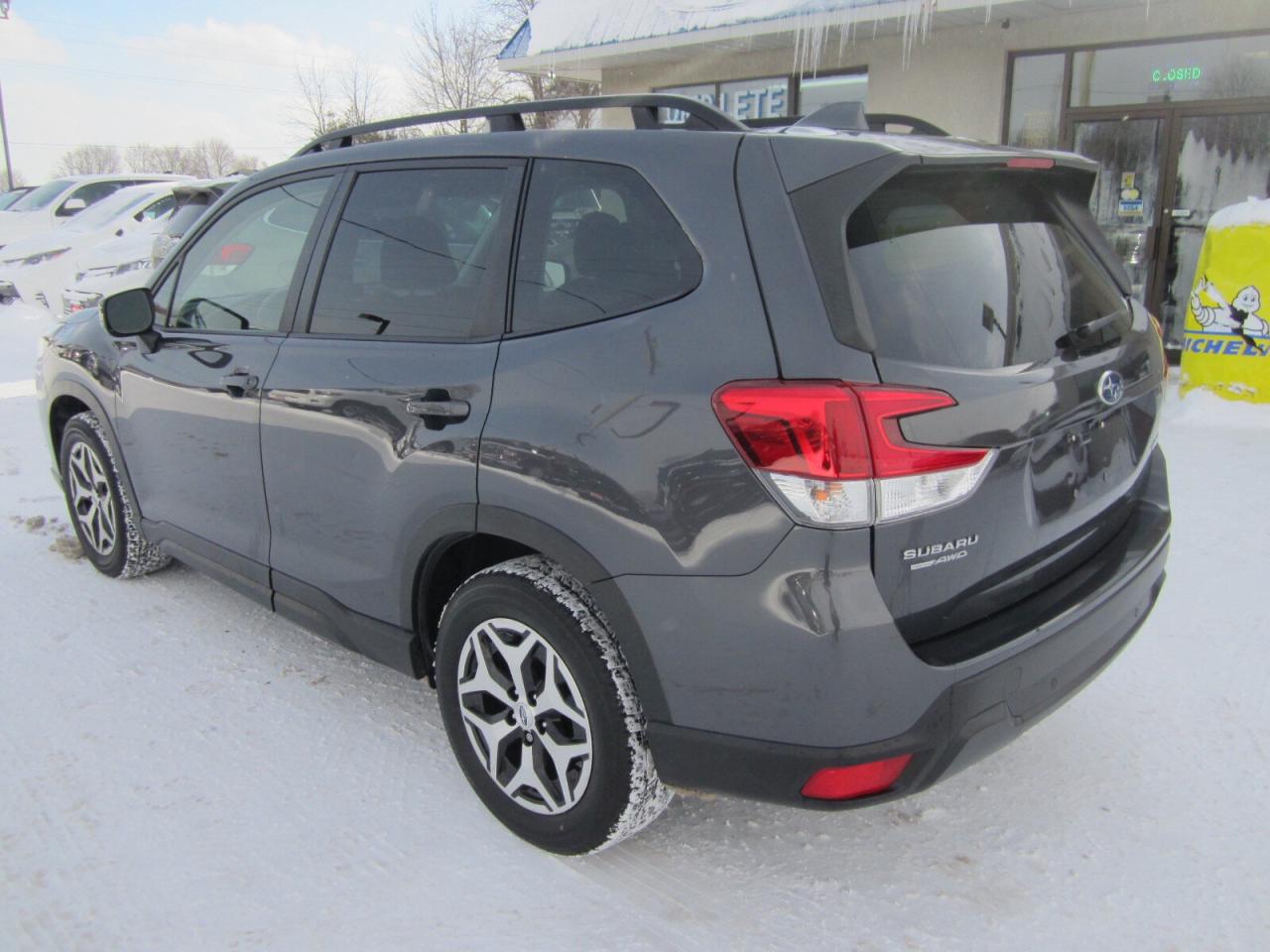 2023 Subaru Forester Touring CVT EYESIGHT ONE OWNER NO ACCIDENTS Photo