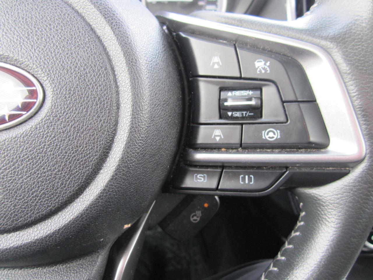 2023 Subaru Forester Touring CVT EYESIGHT ONE OWNER NO ACCIDENTS Photo