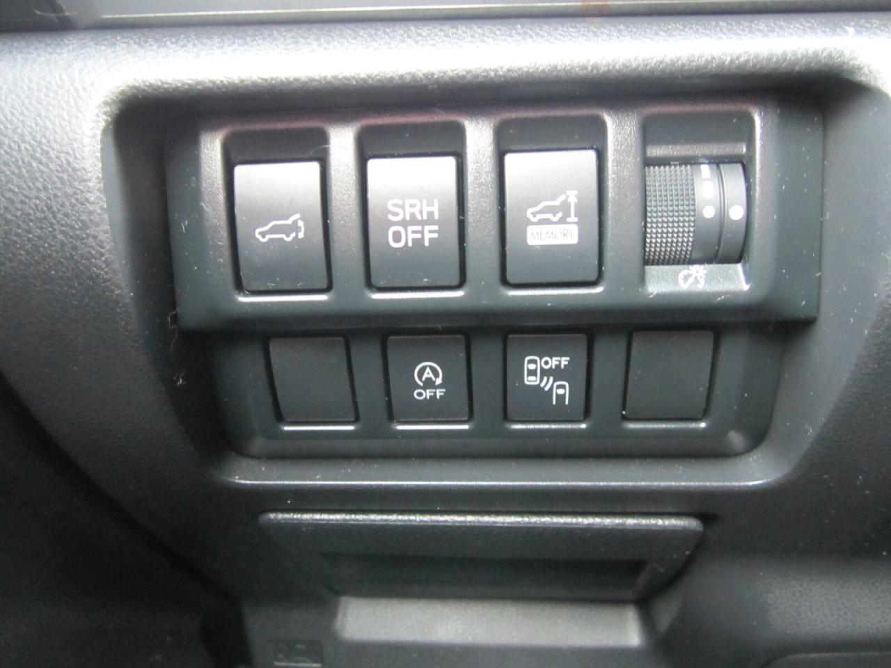 2023 Subaru Forester Touring CVT EYESIGHT ONE OWNER NO ACCIDENTS Photo