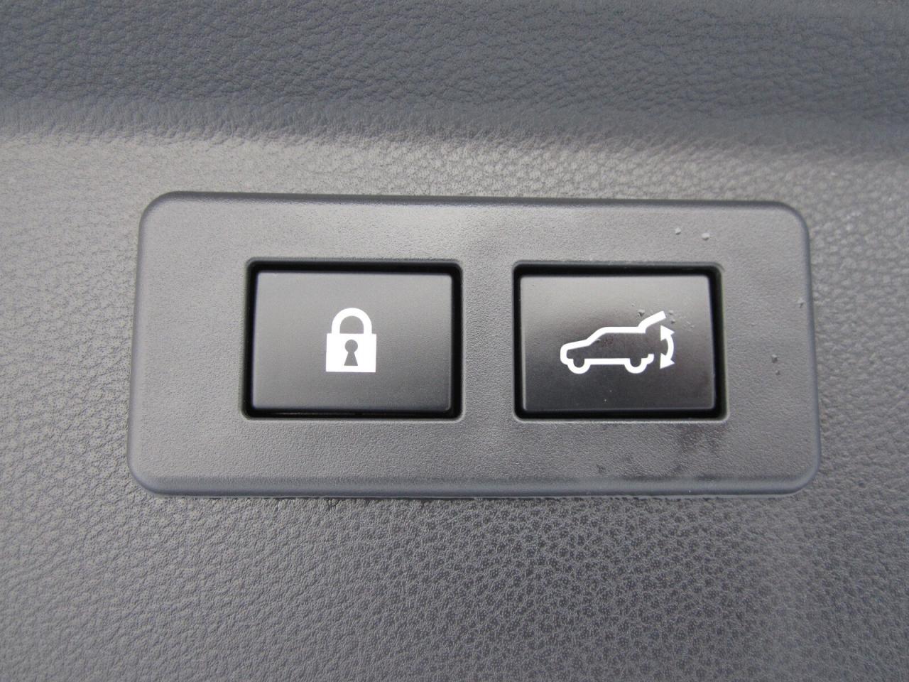 2023 Subaru Forester Touring CVT EYESIGHT ONE OWNER NO ACCIDENTS Photo