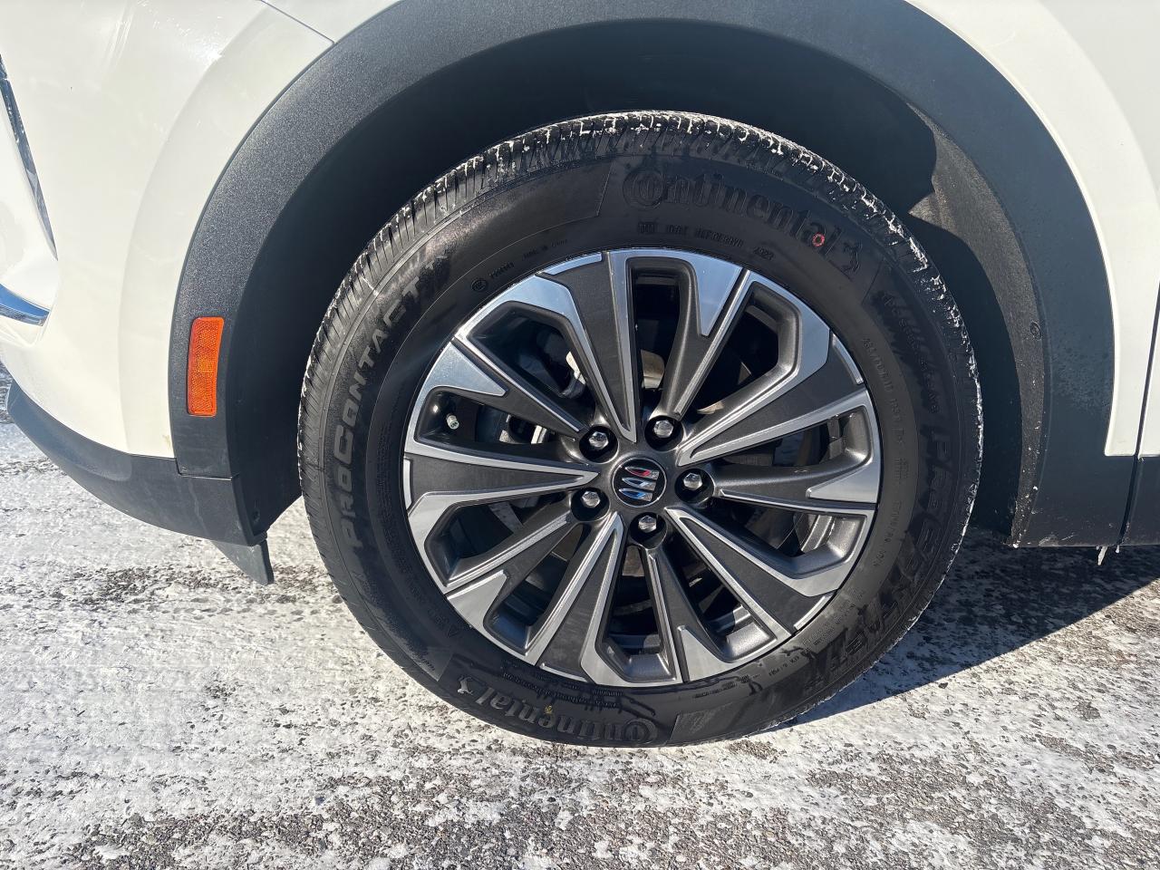 2024 Buick Envision Preferred AWD + Leatherette + Sunroof + 1 Owner Photo