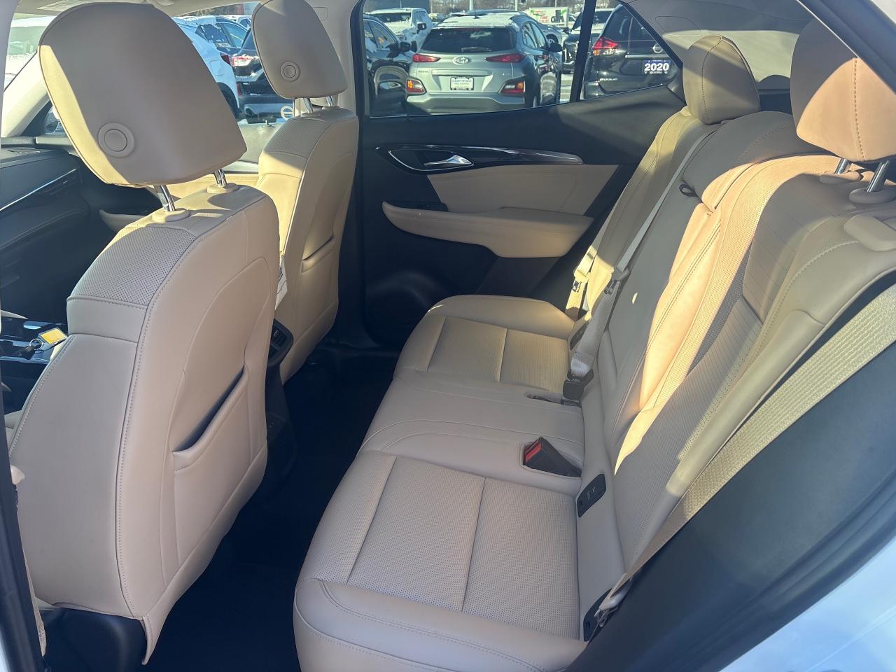 2024 Buick Envision Preferred AWD + Leatherette + Sunroof + 1 Owner Photo