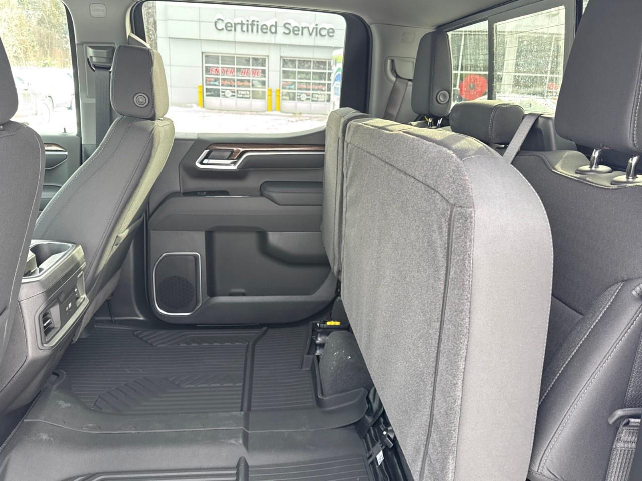 2026 Chevrolet Silverado 1500 Crew Cab Short Box 4-Wheel Drive RST Photo