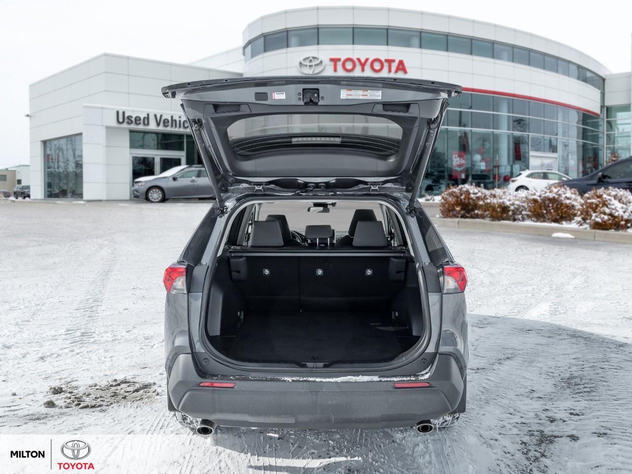 2024 Toyota RAV4 POWER SEAT SUNROOF HEATED STEERING ONE OWNER TCUV Photo