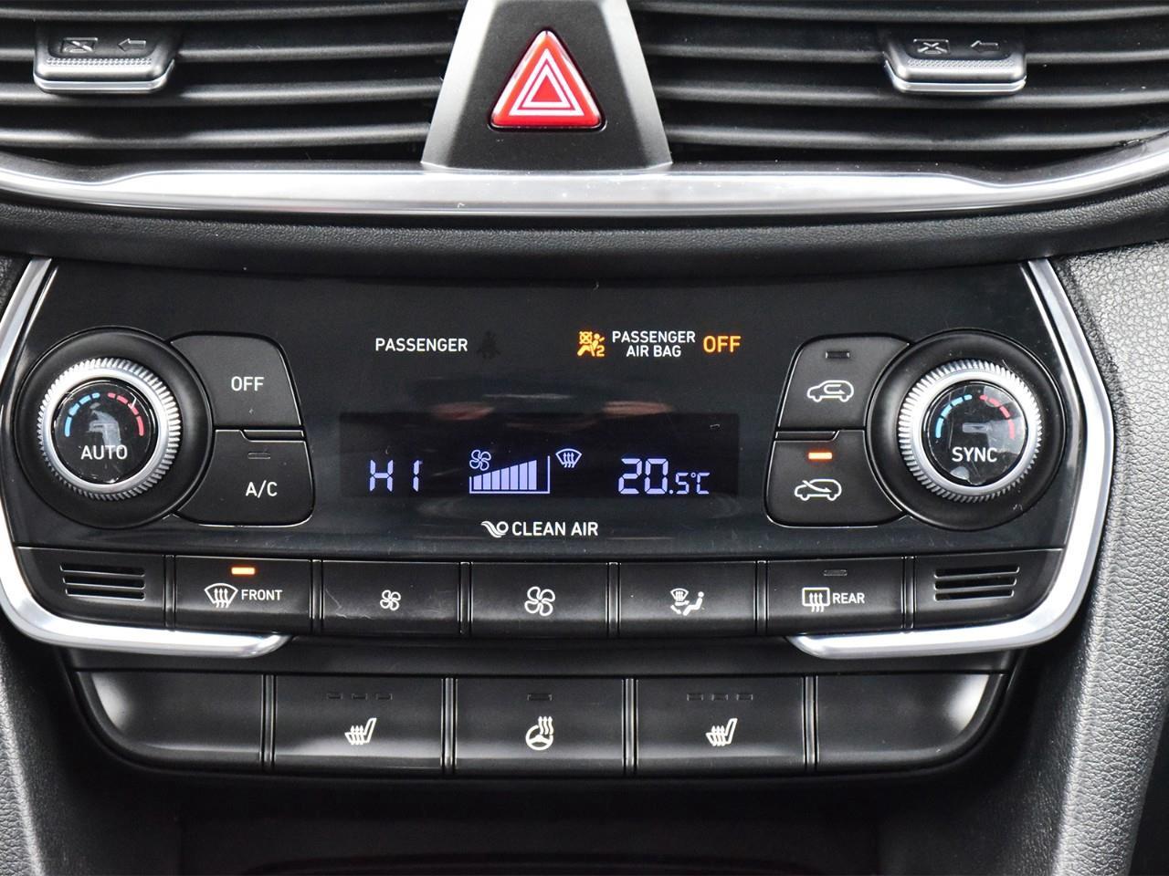 2019 Hyundai Santa Fe  Photo