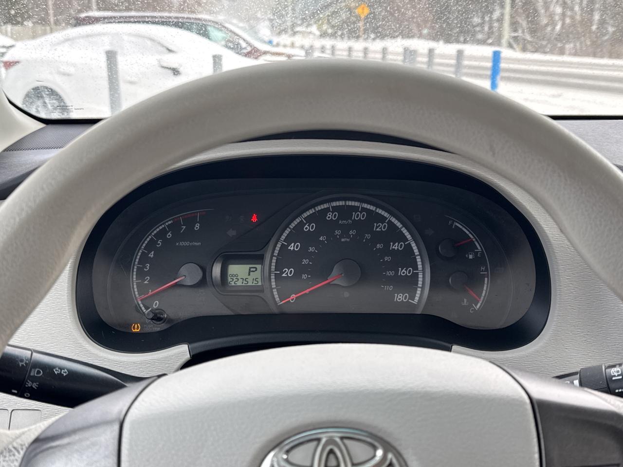 2011 Toyota Sienna LE 7 PASSENGER Photo