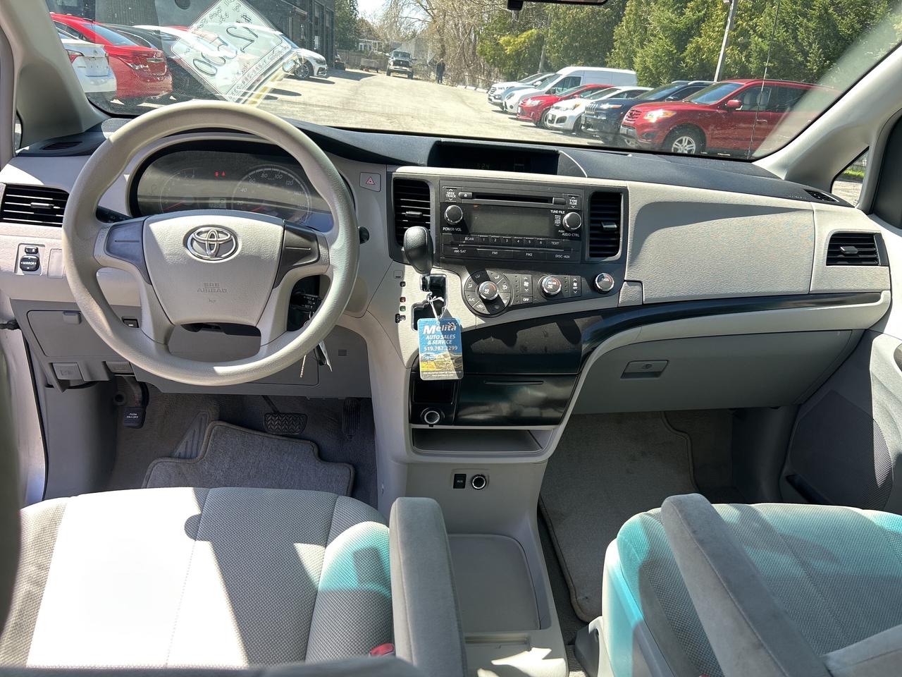 2011 Toyota Sienna LE 7 PASSENGER Photo