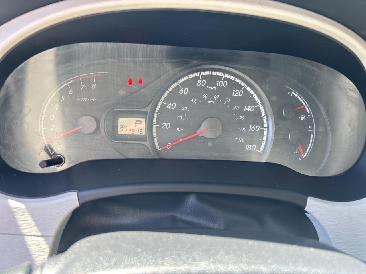 2011 Toyota Sienna LE 7 PASSENGER Photo