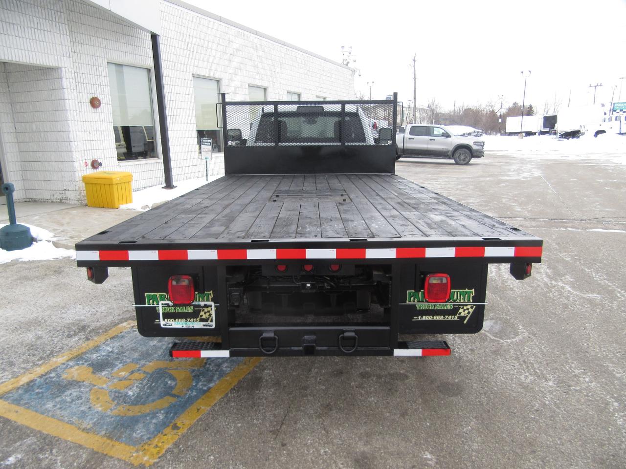 2023 RAM 5500 4X4 DIESEL 14FT FLAT DECK SLT Photo3
