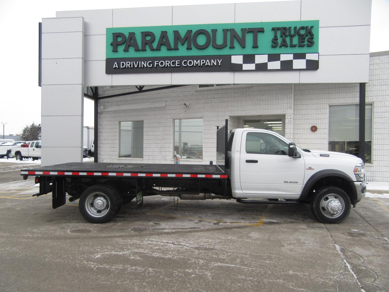 2023 RAM 5500 4X4 DIESEL 14FT FLAT DECK SLT Photo